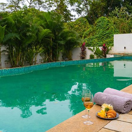Eko Stay - Solace Villa I Charming Villa Close To Candolim Beach المظهر الخارجي الصورة